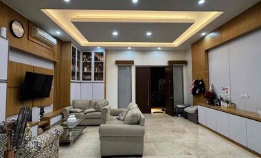 Rumah Golf Island PIK 10x20 , Semi Furnished