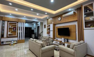 Rumah Golf Island PIK 10x20 , Semi Furnished