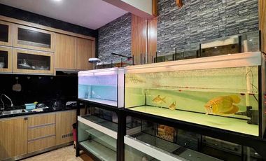 Rumah Golf Island PIK 10x20 , Semi Furnished