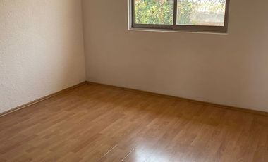 Casa en Renta en Los Alamos, Naucalpan. Caseta de vigilancia 24/7