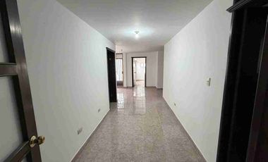 CASA EN RENTA COL.SAN BENITO IDEAL PARA OFICINA O ESTANCIA PARA ADULTOS