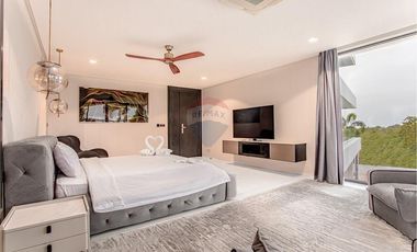 Luxe 7-Bed Villa in Koh Samui, Sea Views & Pool