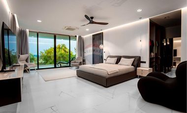 Luxe 7-Bed Villa in Koh Samui, Sea Views & Pool