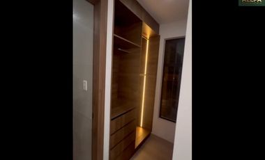 CASA DE VENTA EN CAYAMBE, URBANIZACIÓN DONOSO CABEZAS