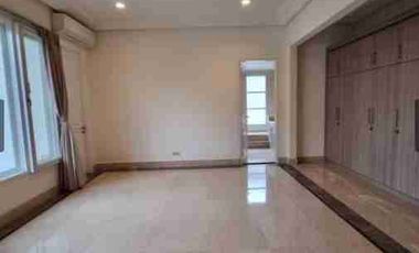 Sewa Rumah Garasi 2 Mobil
