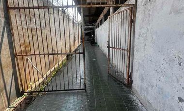 Gudang Besar 800m2 Murah di Kemayoran