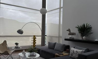 VENTA CASA DE LUJO EN CONDOMINIO DE LA CALERA CUND.