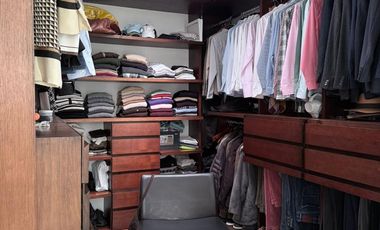 VENTA CASA DE LUJO EN CONDOMINIO DE LA CALERA CUND.