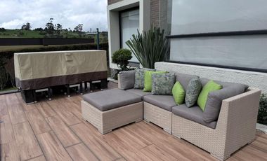 VENTA CASA DE LUJO EN CONDOMINIO DE LA CALERA CUND.