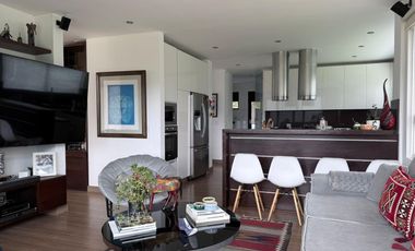 VENTA CASA DE LUJO EN CONDOMINIO DE LA CALERA CUND.