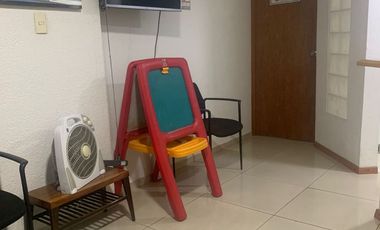 CONSULTORIO EN RENTA EN LA ROMA