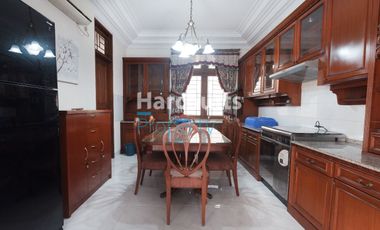 Disewakan Rumah Bagus dan Terawat Lokasi Strategis Area Cipete