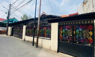 Dijual Rumah Nyaman Dan Strategis! Rumah 2 Lantai Semi Furnish Lokasi Slipi, Kemanggisan, Palmerah Dan Bebas Banjir