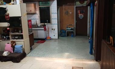 Dijual Rumah Murah dan Strategis di Jalan Utama Luas 353m2 di Jl.Kesehatan Jakarta Pusat