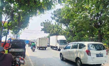 Dijual Gudang Strategis di Jalan Raya Narogong