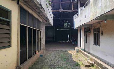 Dijual Gudang Strategis di Jalan Raya Narogong