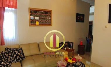 Prime Location! Rumah Mewah Dekat Fasilitas Umum Terlengkap di Suryalaya Bandung