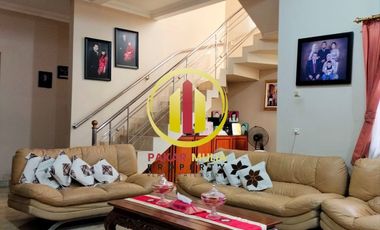 Prime Location! Rumah Mewah Dekat Fasilitas Umum Terlengkap di Suryalaya Bandung