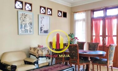 Prime Location! Rumah Mewah Dekat Fasilitas Umum Terlengkap di Suryalaya Bandung