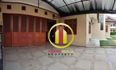 Prime Location! Rumah Mewah Dekat Fasilitas Umum Terlengkap di Suryalaya Bandung
