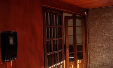 Venta de Amplia y Hermosa Casa, todo sólido. Arica