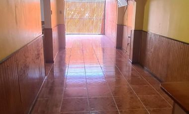 Venta de Amplia y Hermosa Casa, todo sólido. Arica