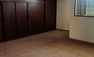 Venta de Amplia y Hermosa Casa, todo sólido. Arica