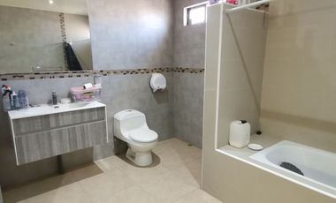 Venta amplia casa en Parcela, Alto Ramirez, Arica