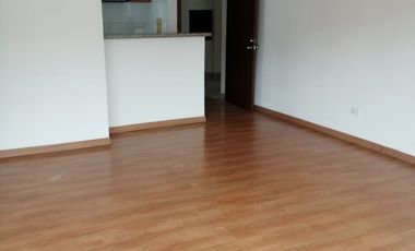 Apta estudio, sector Las Cuadras - (depósito)