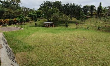 Casa en venta de 180 m² + 1.800 m de Terreno en Pedro Vicente Maldonado - Ecuador