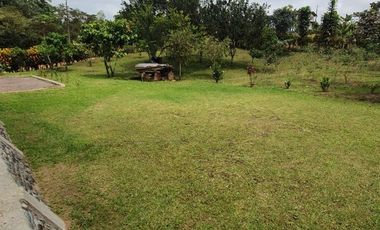Casa en venta de 180 m² + 1.800 m de Terreno en Pedro Vicente Maldonado - Ecuador