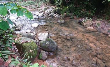Casa en venta de 180 m² + 1.800 m de Terreno en Pedro Vicente Maldonado - Ecuador