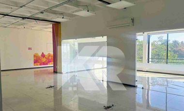 OFICINA PREMIUM CON 166.67 m² EN EL EXCLUSIVO 