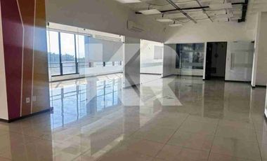 OFICINA PREMIUM CON 166.67 m² EN EL EXCLUSIVO 