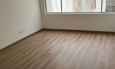 VENTA DE HERMOSO APTO