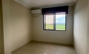 Alquilo casa de 3 dormitorios en Matices, Avenida León Febres Cordero