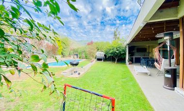 VENTA ESPECTACULAR CASA MEDITERRÁNEA EN CONDOMINIO | CHAMISERO | 4D + SERVICIO + QUINCHO + PISCINA | A PASOS ALIANZA FRANCESA | UF 10.300