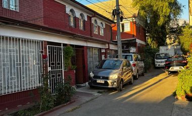 CASA 3 DORMITORIOS A PASOS DE METRO LOS PRESIDENTES