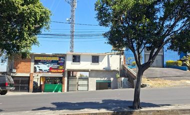 EN RENTA LOCAL COMERCIAL PICACHO AJUSCIO