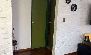 Amplia Casa para familia u oficinas