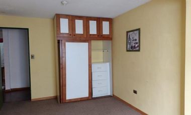 Amplia Casa para familia u oficinas