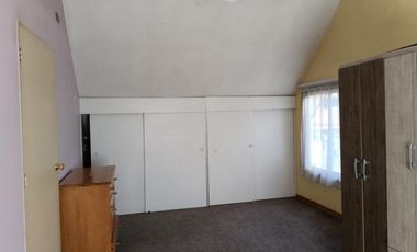 Amplia Casa para familia u oficinas
