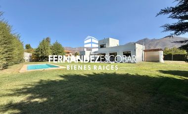 RINCONADA - ARRIENDA CASA DE DOS PISOS 2D 3B COND. EL GOLF