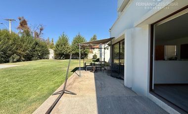 RINCONADA - ARRIENDA CASA DE DOS PISOS 2D 3B COND. EL GOLF