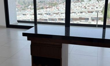 DEPARTAMENTO EN RENTA EN TORRE CREA 1 ALTOZANO