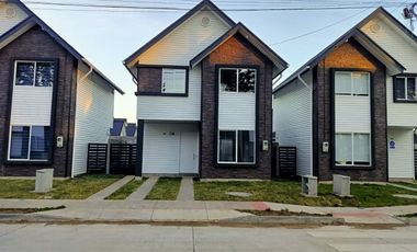 Casa Nueva en Arriendo en Villarrica