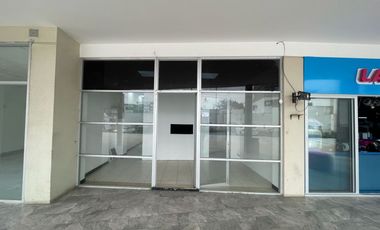 Local Comercial en Renta – Plaza del Sol | Barbasquillo, Manta