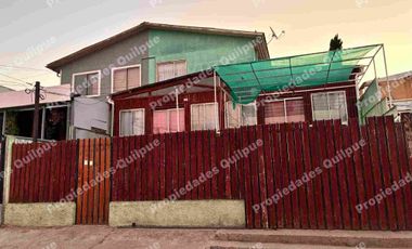 Se Arrienda Casa de dos pisos