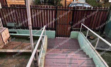 Se Arrienda Casa de dos pisos