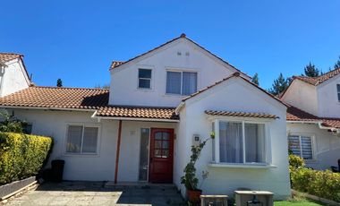 SE VENDE CASA DENTRO DE CONDOMINIO ALTO CURAUMA - CURAUMA